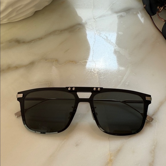 RIMOWA Accessories - RIMOWA Black Square Aviator Sunglasses with Dark Lenses